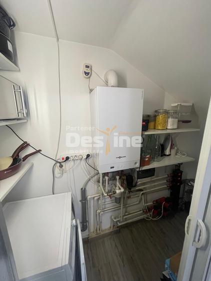 Casă individuală cu 6 camere cu Canalizare în Păulești