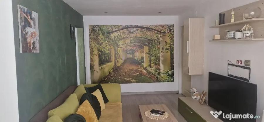 Apartament cu 3 camere în Central