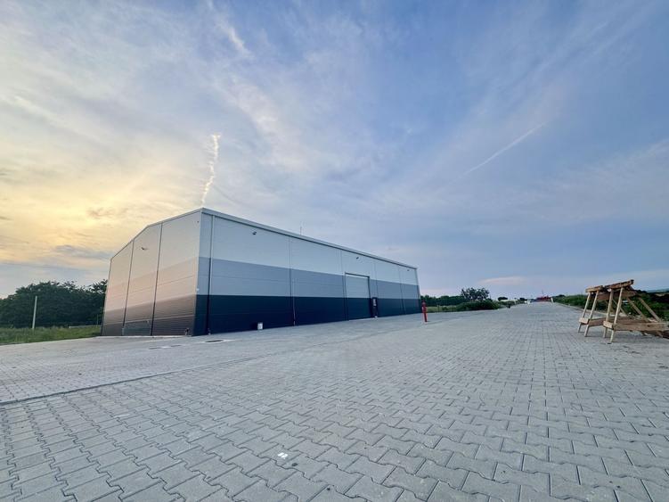 Spațiu industrial, de 528 mp, în Central