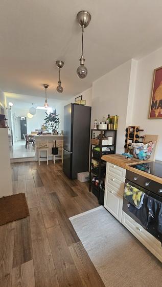 Apartament cu 3 camere decomandat în Dorobanți
