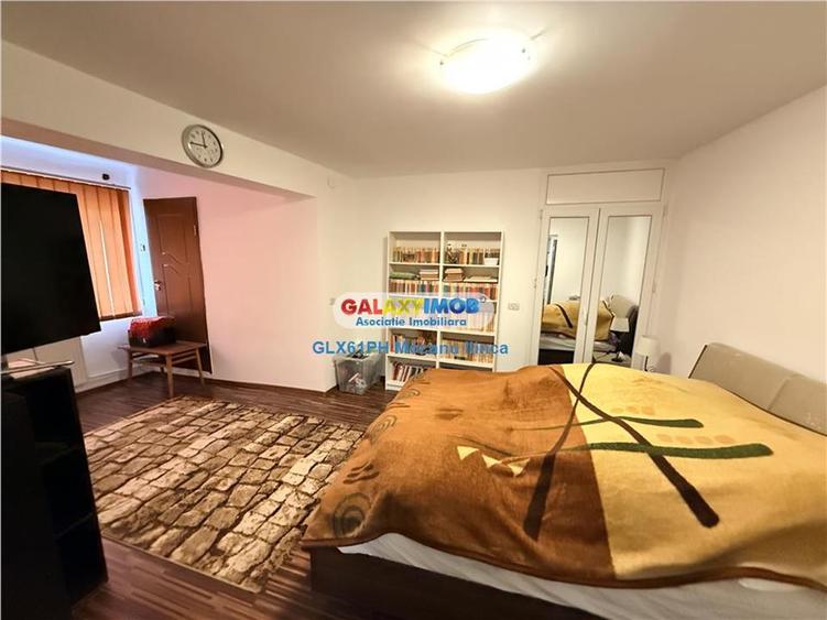 Casă cu 7 camere cu Teren 438 Mp în Ultracentral