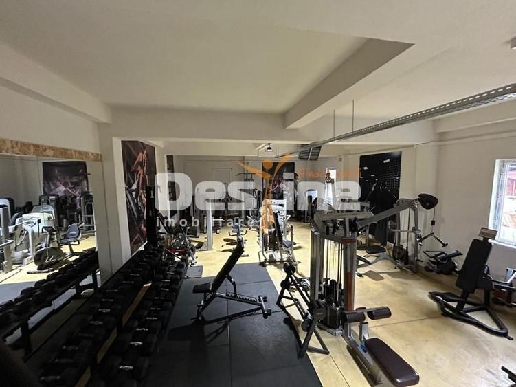 Spațiu comercial, de 336 mp, în Mărăței