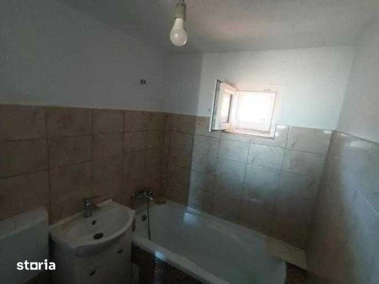 Casă cu 2 camere cu Teren 85 Mp în Central