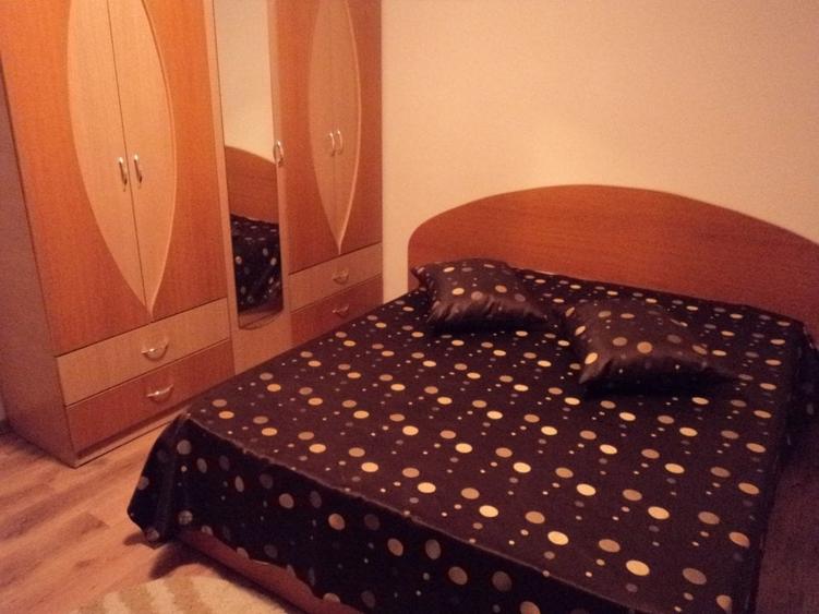 Apartament cu 2 camere semidecomandat, mobilat în Progresul