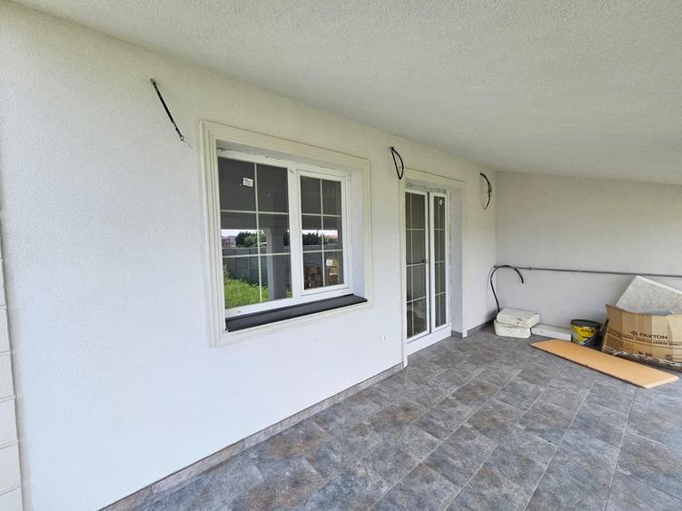 Duplex cu 3 camere cu Teren 300 Mp în Urseni