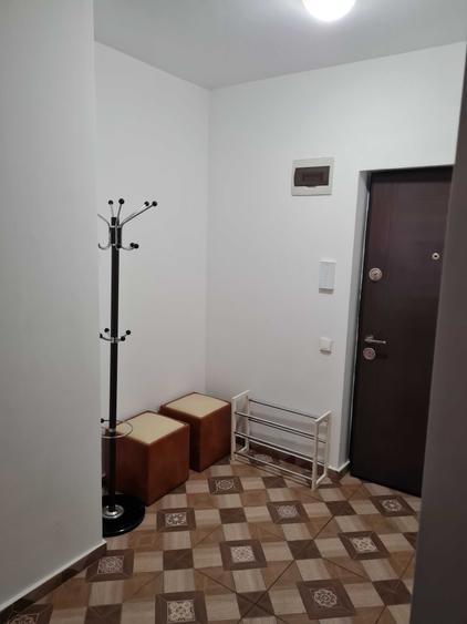 Apartament cu 3 camere decomandat în Dâmbul Rotund