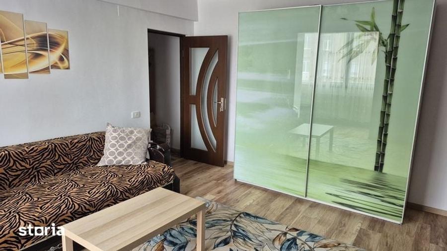 Apartament cu 2 camere în Centrul Civic
