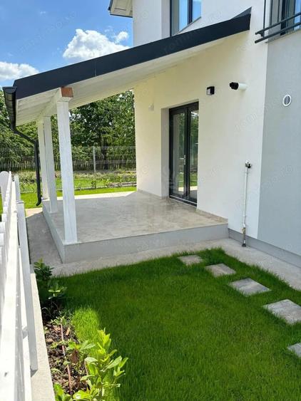 Casă cu 4 camere cu Teren 200 Mp în Păulești