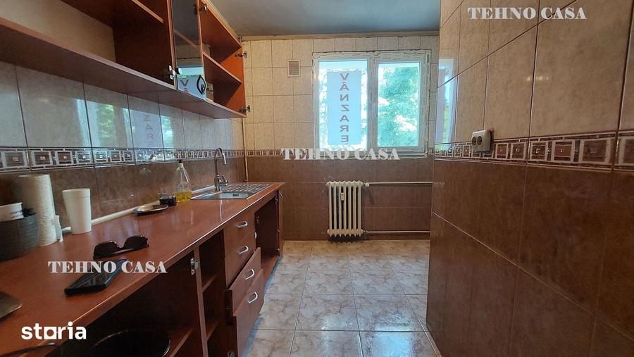 Apartament cu 2 camere decomandat în Ozana