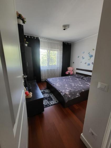 Apartament cu 2 camere decomandat în Dacia