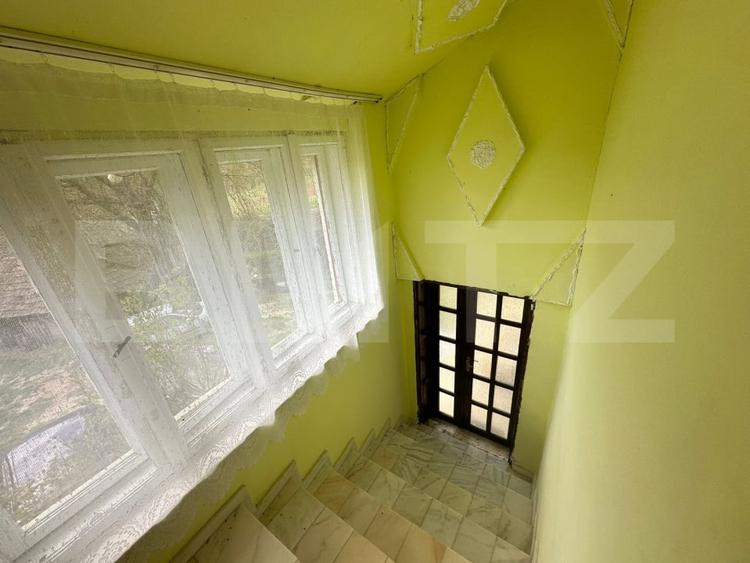 Casă individuală cu 4 camere cu Teren 21369 Mp în Boiu