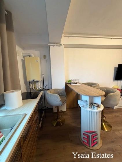 Apartament cu 2 camere decomandat în Km 4-5