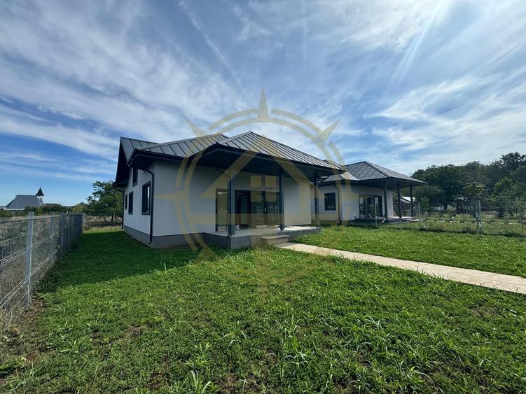 Casă cu 4 camere cu Teren 500 Mp în Snagov