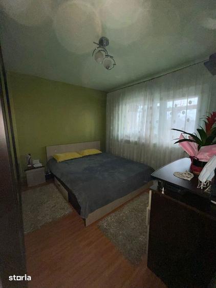 Apartament cu 2 camere decomandat în Rovine