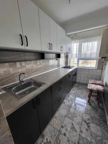 Apartament cu 2 camere semidecomandat în Micro 6