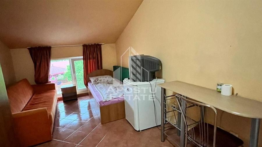Casă individuală cu 16 camere cu Canalizare în Șagului