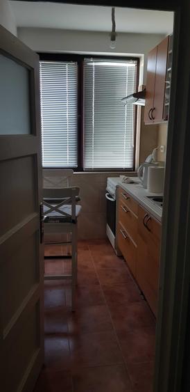 Apartament cu 2 camere semidecomandat în Basarabia