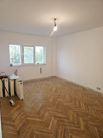 Apartament cu 3 camere decomandat în Lipovei — fotografia 1