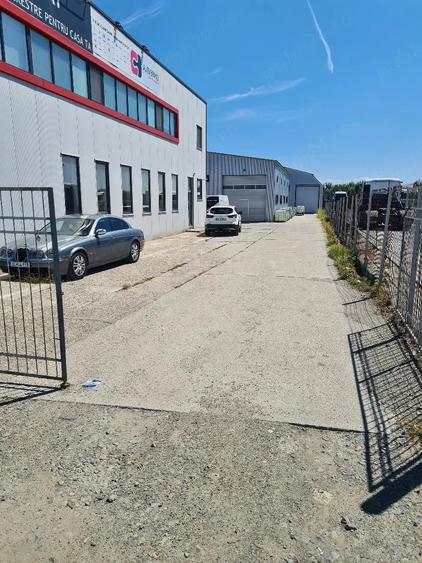 Spațiu comercial, de 290 mp, în Nord