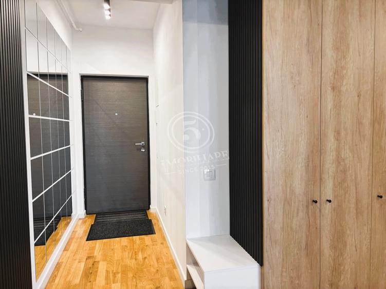 Apartament cu 2 camere semidecomandat în Tineretului