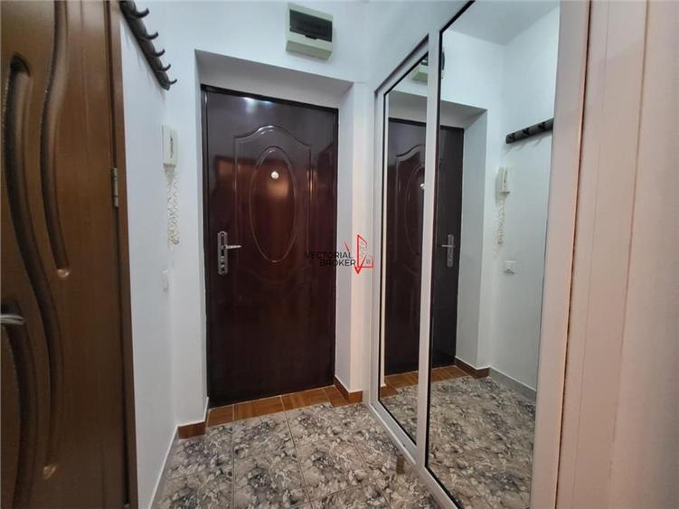 Garsonieră semidecomandată, mobilată în Titan