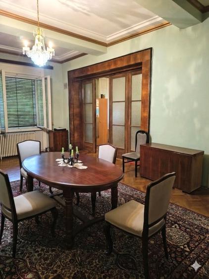 Apartament cu 4 camere semidecomandat, mobilat în Central