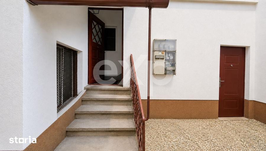 Apartament cu 3 camere în Schei