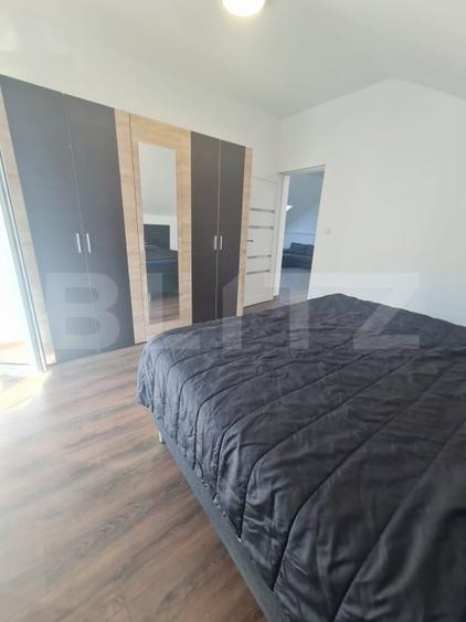 Apartament cu 3 camere semidecomandat, mobilat în Florești