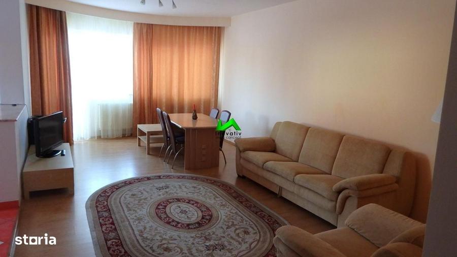Apartament cu 3 camere decomandat în Sub Arini