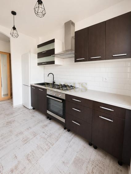 Apartament cu 2 camere semidecomandat, mobilat în Mănăștur