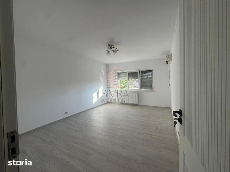 Apartament cu 2 camere decomandat în Sânmartin