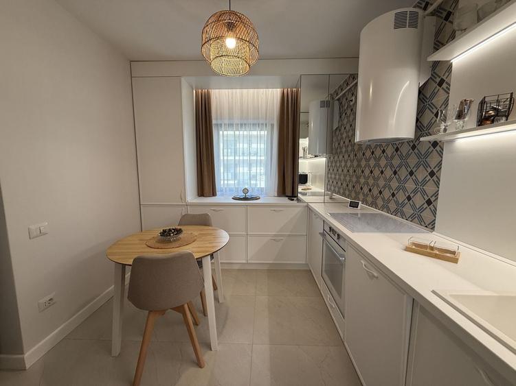 Apartament cu 2 camere decomandat, mobilat în Mihai Viteazul