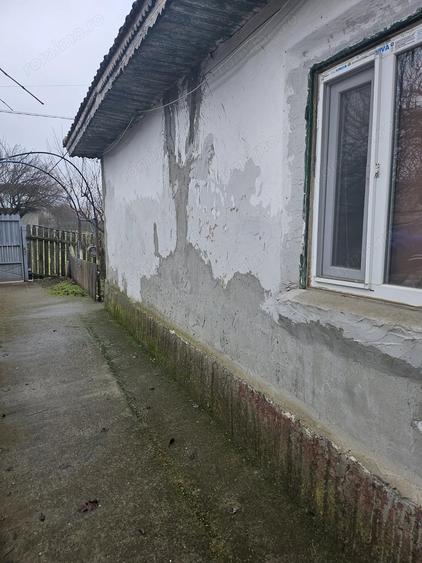 Casă cu Teren 1964 Mp în Vâlcelele
