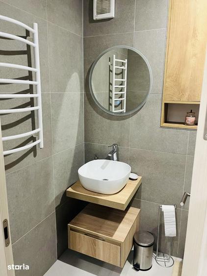 Apartament cu 2 camere decomandat în Pajura