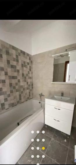 Apartament cu 2 camere decomandat în Titan