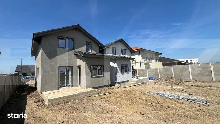 Casă cu 4 camere cu Teren 270 Mp în Urseni