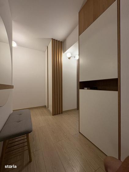 Apartament cu 3 camere decomandat în Panduri