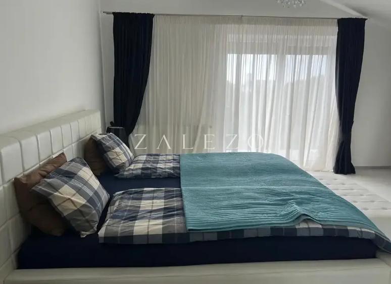 Apartament cu 4 camere decomandat, mobilat în Lipovei