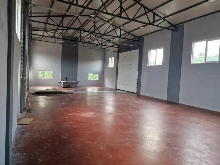 Spațiu comercial, de 240 mp, în Stamate
