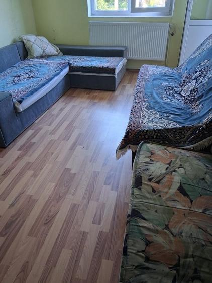 Apartament cu 3 camere decomandat în Agigea