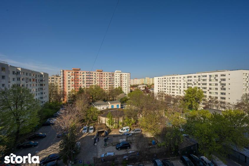 Apartament cu 2 camere, mobilat în Tei