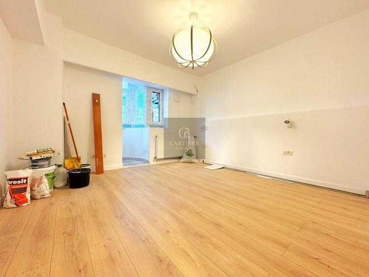 Apartament cu 3 camere decomandat în Calea Călărașilor