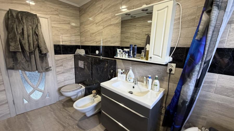 Casă cu 3 camere cu Teren 699 Mp în Săcălășeni