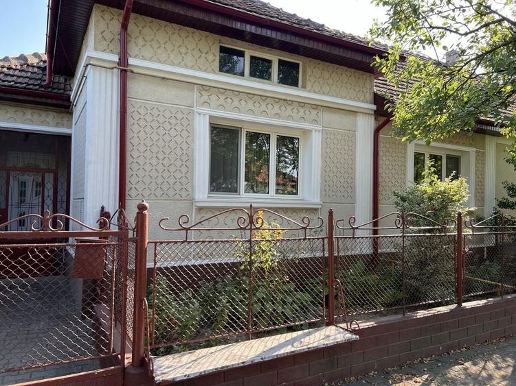 Casă cu 3 camere în Apa