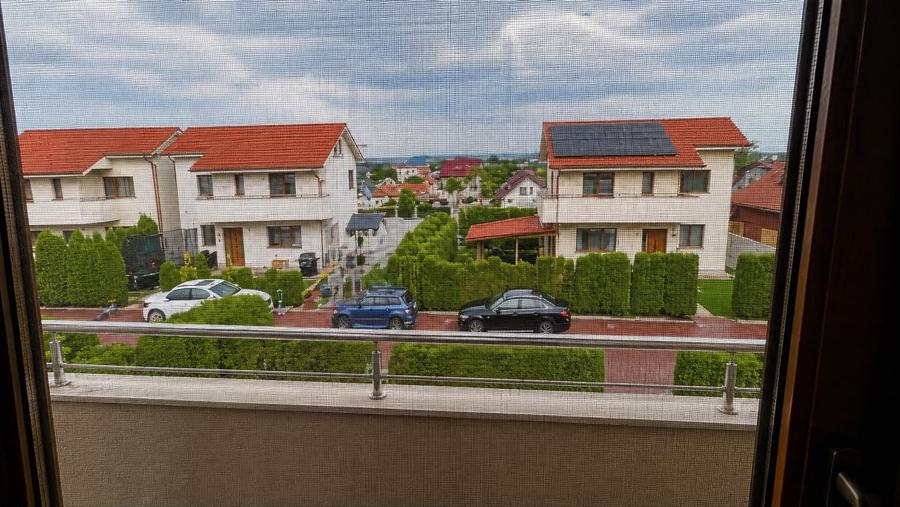 Casă cu 4 camere cu Teren 350 Mp în Lumina