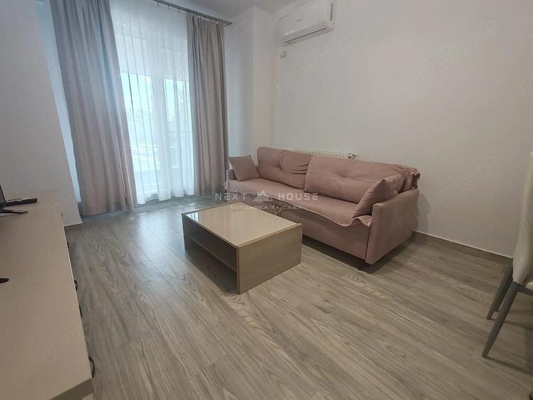 Apartament cu 2 camere decomandat în Parcul Carol