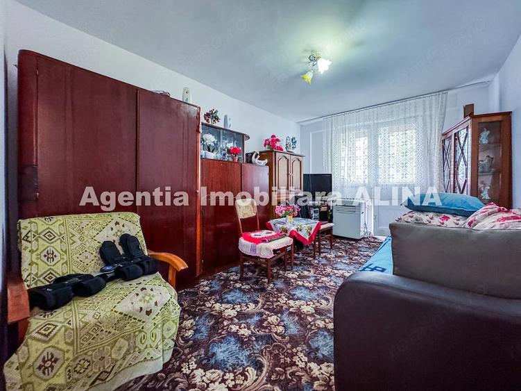 Apartament cu 2 camere decomandat în Micro 15