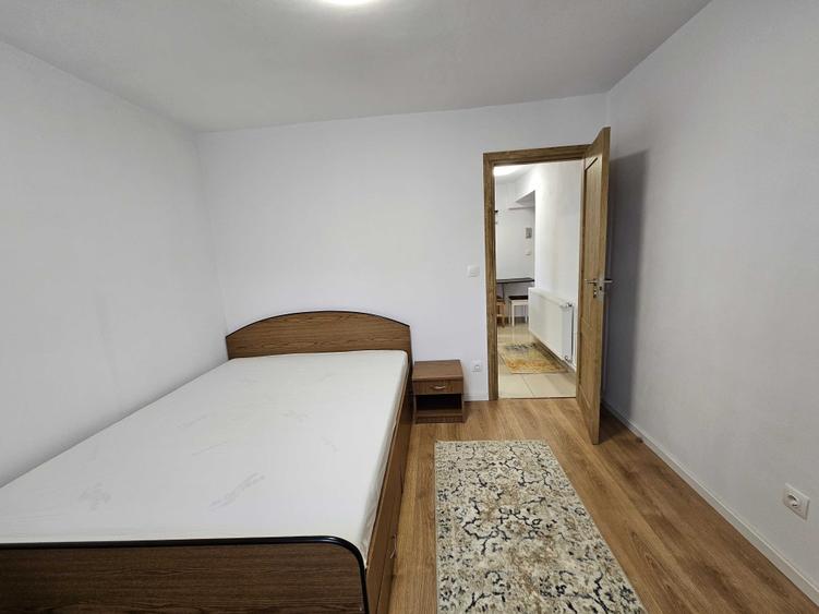 Casă cu 2 camere decomandat cu Teren 38 Mp în Central
