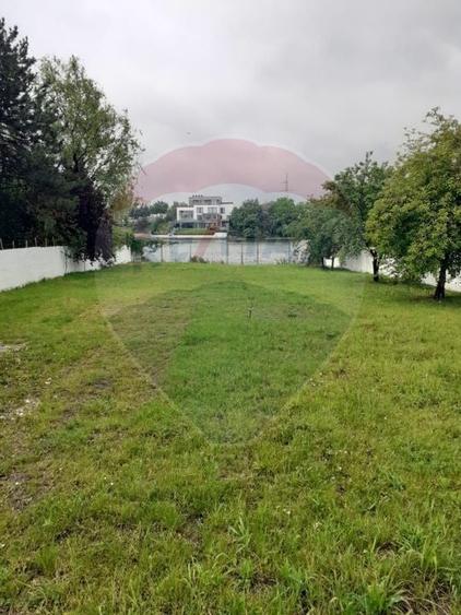 Casă individuală cu 8 camere cu Teren 1200 Mp în Mogoșoaia