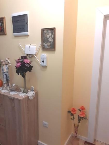 Apartament cu 3 camere semidecomandat, mobilat în Ferdinand